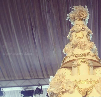 待我结婚时，蛋糕你来我婚礼可好！？