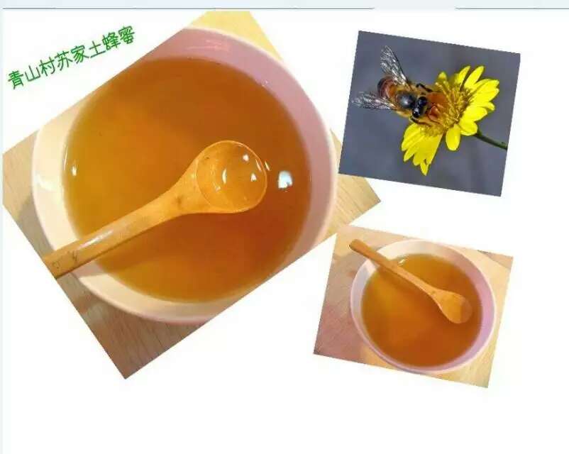 【蜂蜜可以解酒】 蜂蜜成分中含有一种大多数水果没有的果糖，它可以促进酒精的分解和吸收，因此有利于快速醒酒，并解除饮酒后的头痛感 【用法:饮酒前吃50克蜂蜜，或吃几块沾有蜂蜜的饼干面包，酒后饮蜂蜜水】