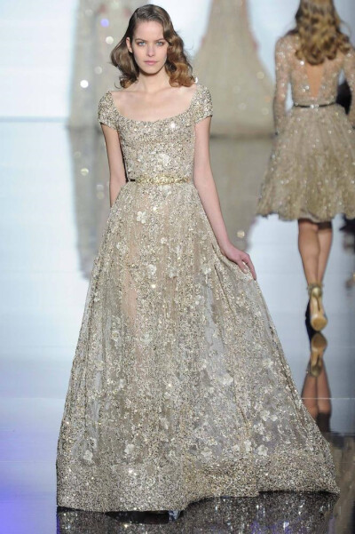 〔 2015 ' 春夏巴黎 ' 高级定制周 〕. .Zuhair Murad： 典雅奢华的女王。