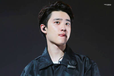 EXO D.O.都暻秀