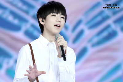 #王俊凯##TFBOYS王俊凯##TFBOYS# 150528央视六一晚会 cr 镓镓In北京