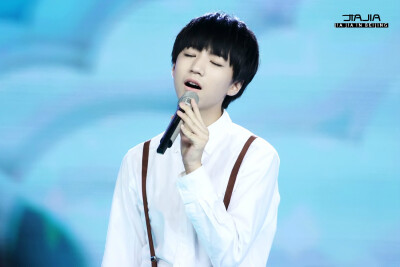 #王俊凯##TFBOYS王俊凯##TFBOYS# 150528央视六一晚会 cr 镓镓In北京