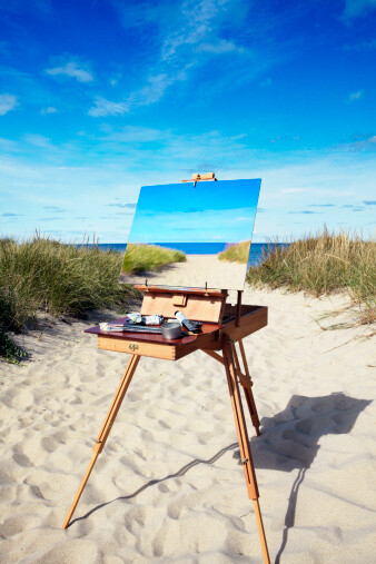 户外,画架,绘画艺术品,蓝色,沙子_127871944_创意图片_Getty Images China