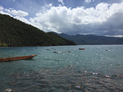 泸沽湖
