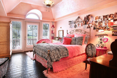 粉色 卧室