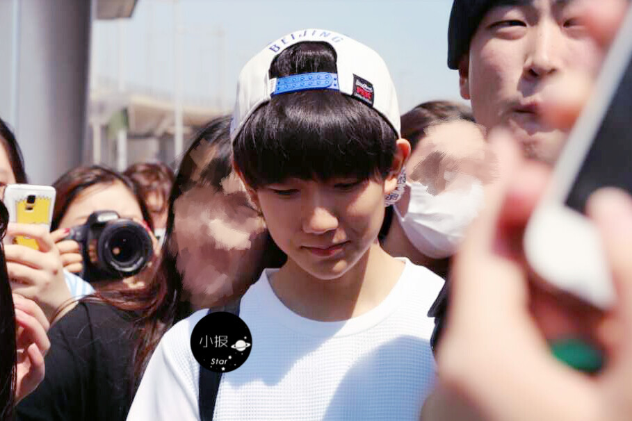 TFBOYS王源 150516重庆赴首尔 cr:哎哟小白白_Biu