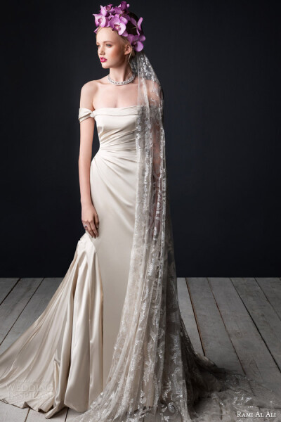 Rami Al Ali 2015 Wedding Dresses。叙利亚的设计师Rami Al Ali 2015婚纱礼服打造了绚丽复古的新娘典范，带来了一种意想不到的嫁衣典范。在最新的设计作品中表达了全新的新娘时尚理念，优雅的风格与华丽的细节凸显了…