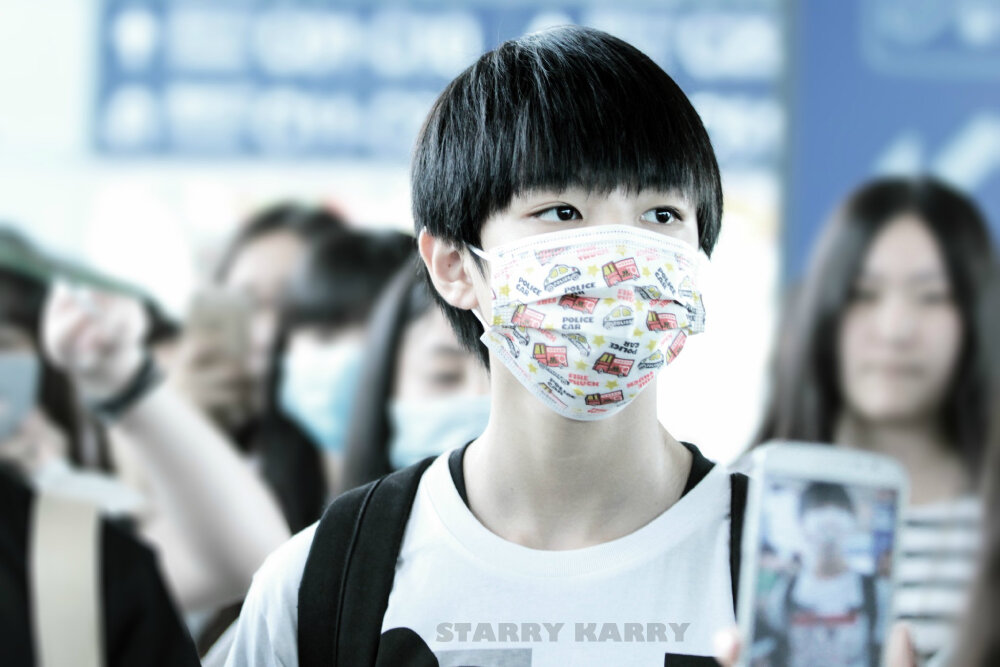 #王俊凯# #TFBOYS王俊凯# #TFBOYS# 150529北京至重庆 cr _StarryKarry_