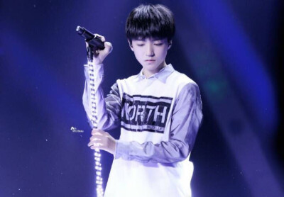 TFBOYS 王俊凯