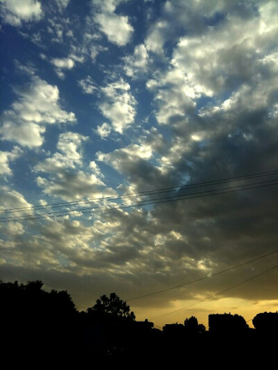 7点17，天还没有黑