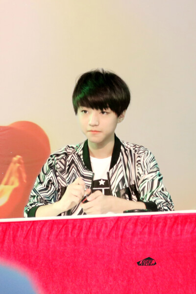 #王俊凯# #TFBOYS王俊凯# #TFBOYS# 140809广州漫展 cr Belief-信仰站