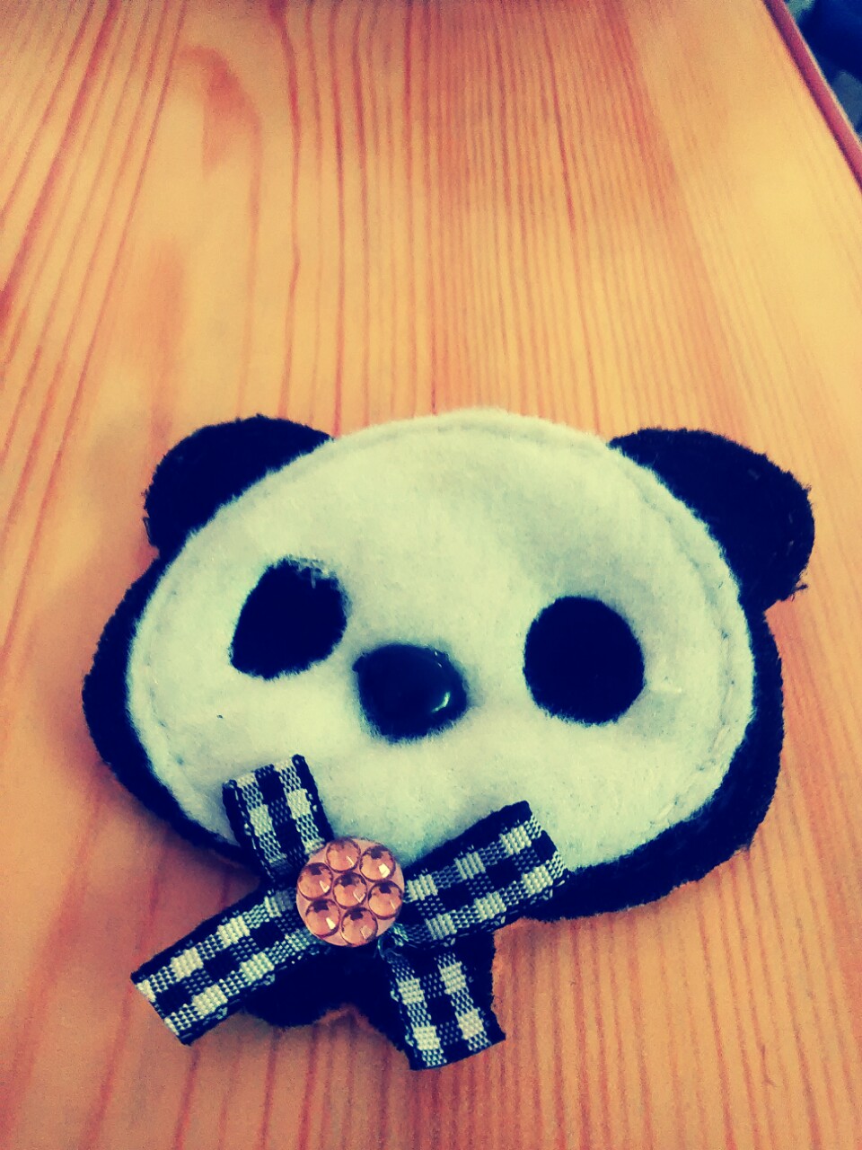 不织布胸针，胸章。