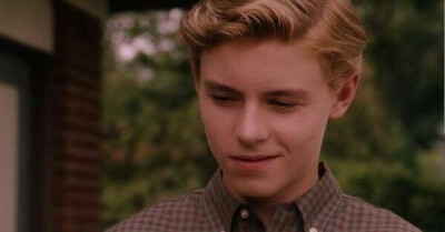 卡兰·麦克奥利菲（Callan McAuliffe）