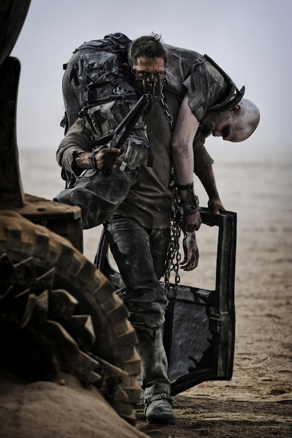 [MAD MAX 4:Fury Road] 汤老湿是尼子（尼古拉斯·霍尔特）的人肉血袋2333333