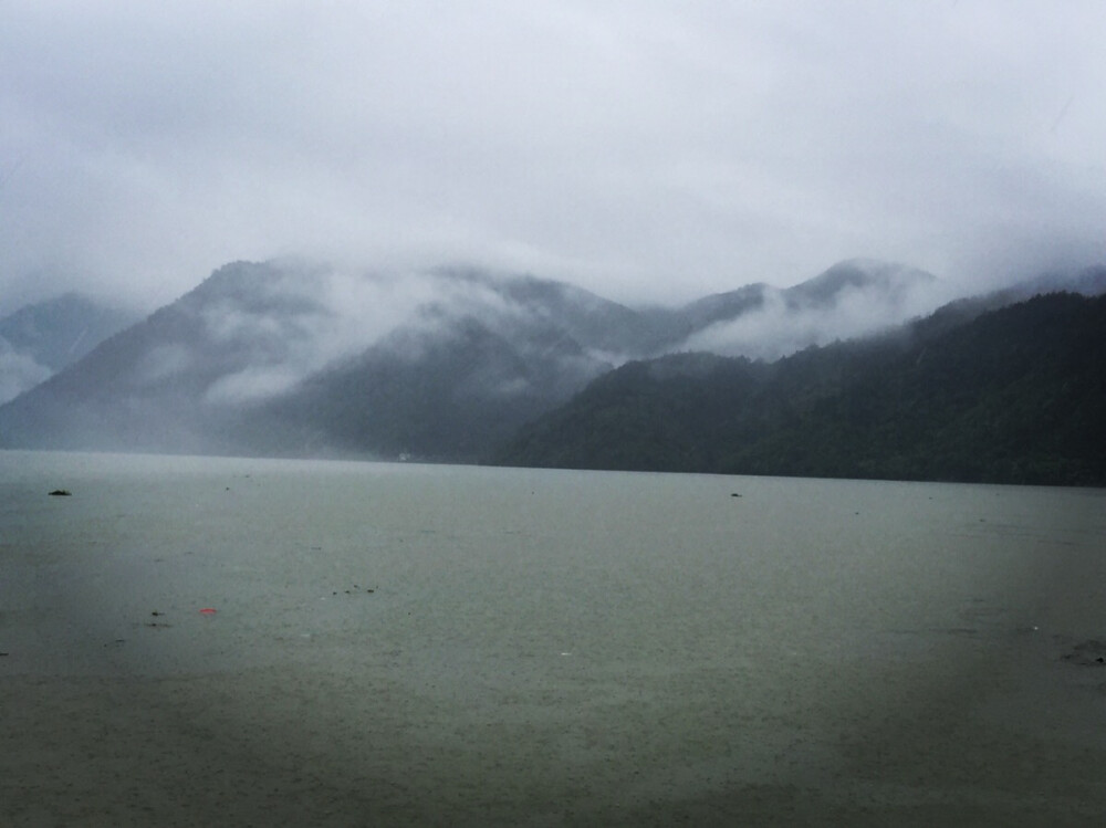 桐庐严子陵钓台雨天景色真真是极好的