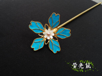 纯手工制作鹅毛仿点翠发簪 http://item.taobao.com/item.htm?id=520015719059