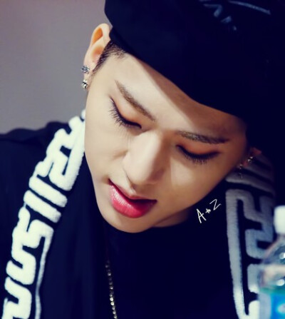 凶残的睫毛 #zico #blockb