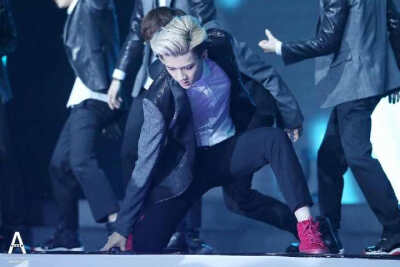 藤妍依玛 吴世勋sehun