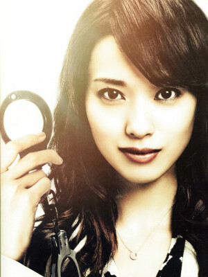 户田惠梨香 toda erika 予告犯 吉野警官 霸气  久违的帅气角色