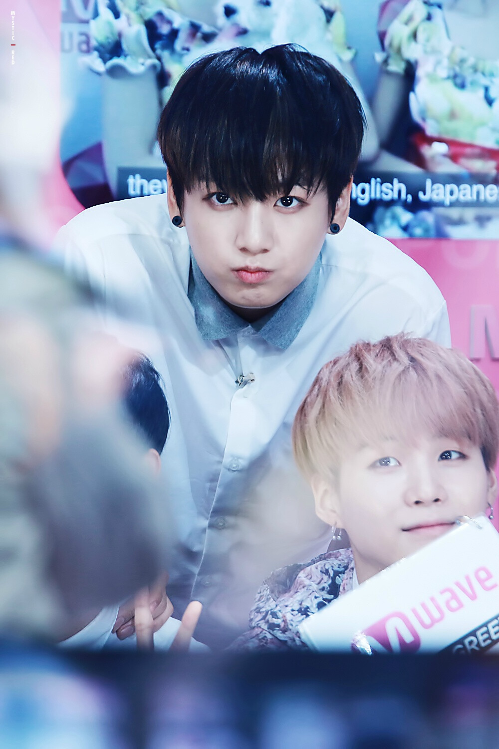 bts防弹少年团 黄金忙内 田柾国 呆萌 [图片出处见logo]