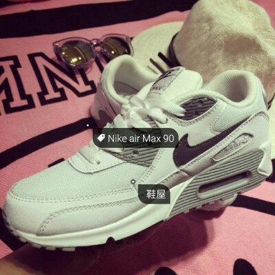 Nike Air max 90 灰白配