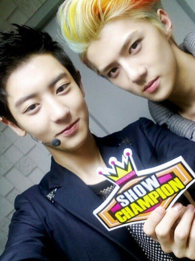 藤妍依玛 吴世勋 sehun 灿勋 朴灿烈