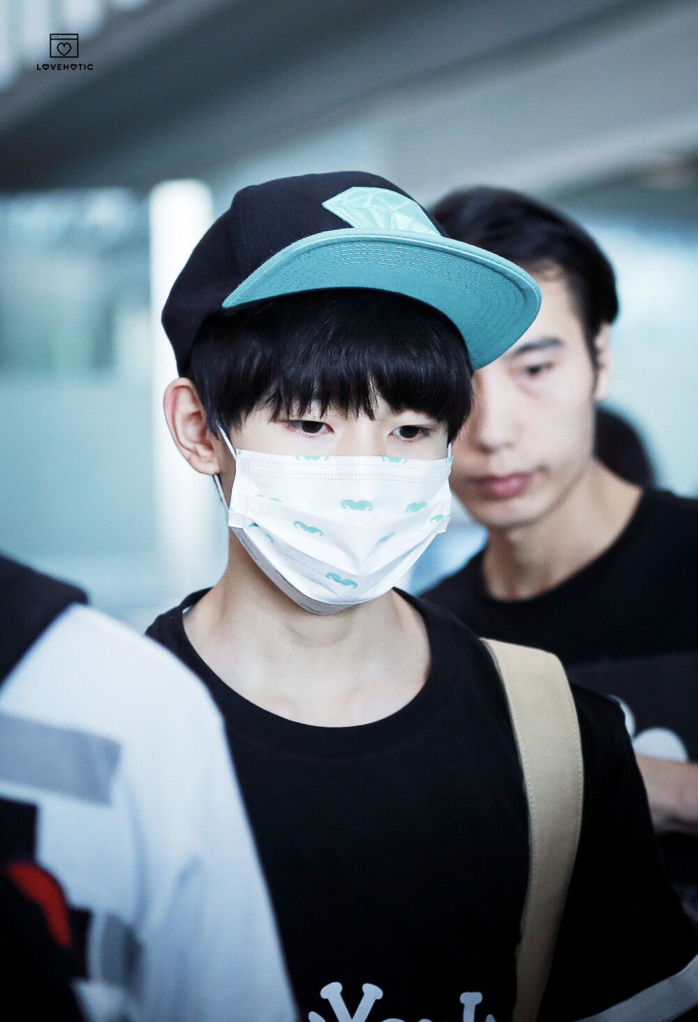 TFBOYS王源 150529北京返重庆 cr:lovehotic