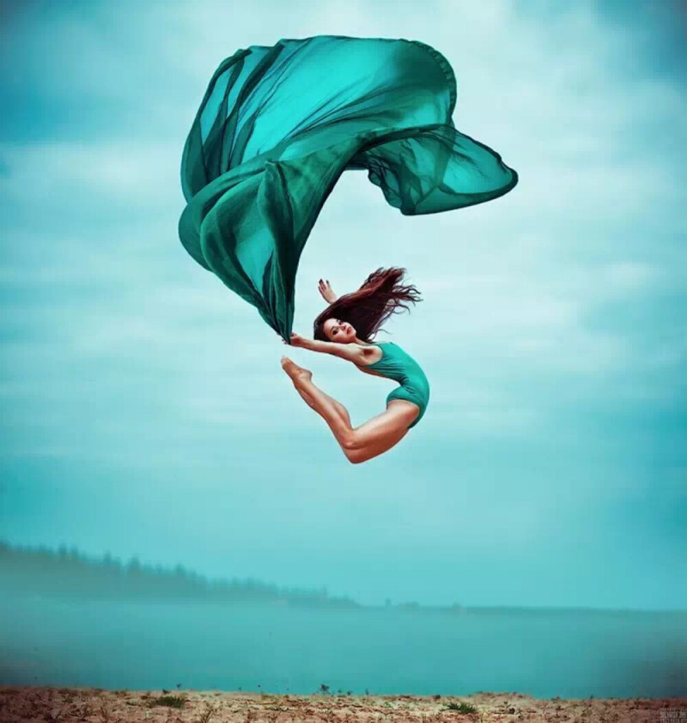 此舞只应天上见，人间能得几回看？