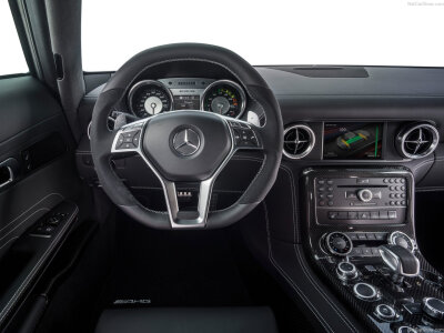 Mercedes-Benz (奔驰) SLS AMG Coupe Electric Drive