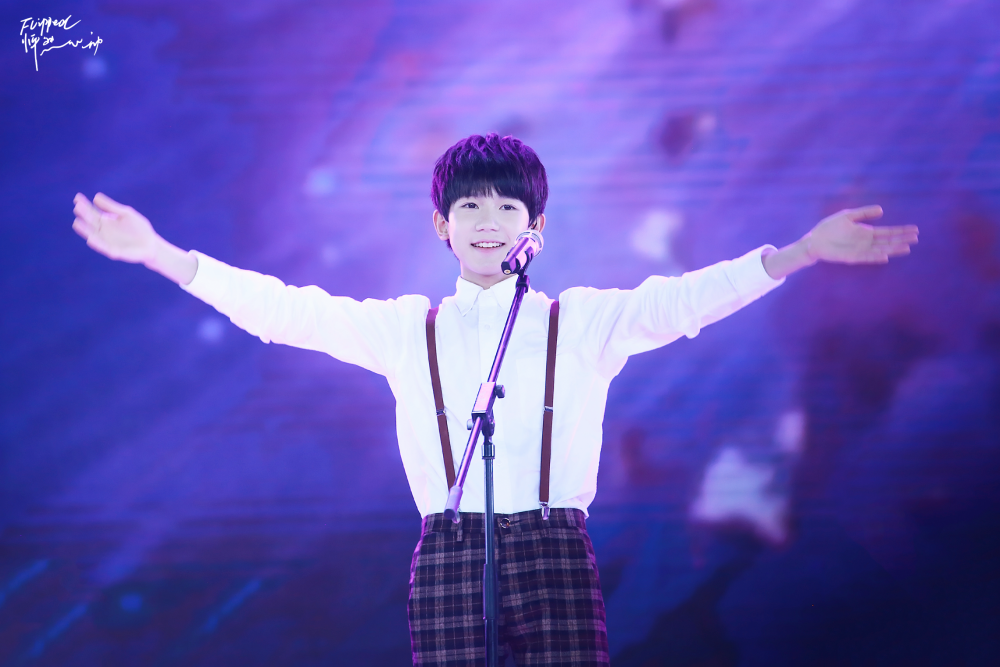 TFBOYS王源 150528央视六一晚会 cr:FLIPPED_KR