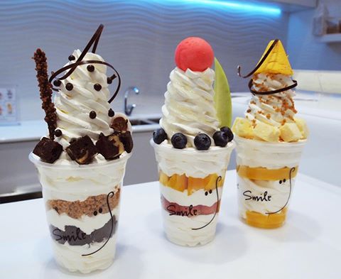 Lunch食飽飽, 甜品胃又想出動?夏日炎炎, 一杯美味Froyo, 令人滿足! Smile yogurt &amp;amp; dessert bar