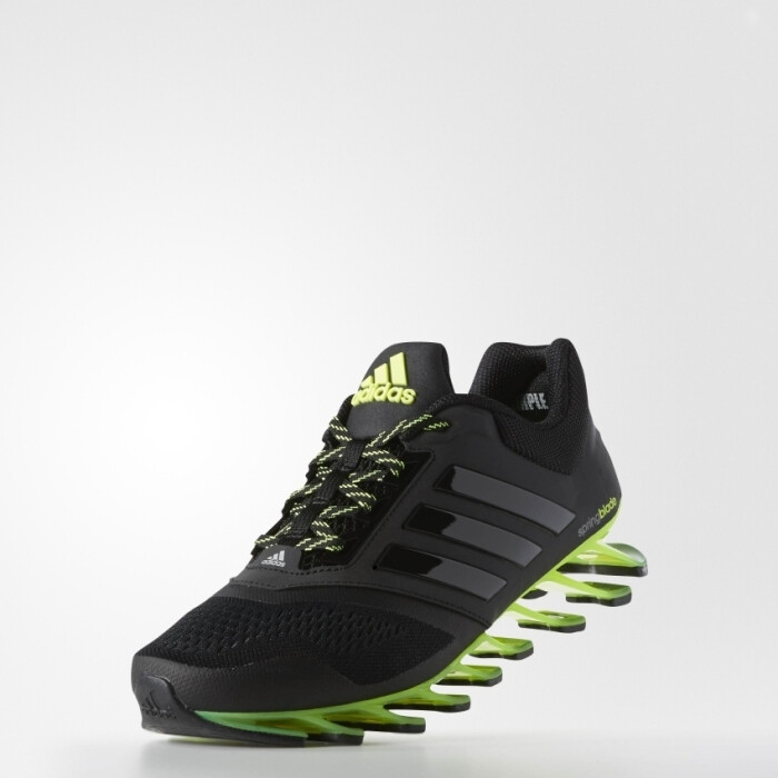 adidas阿迪达斯跑步女子跑步鞋jen86刀锋战士