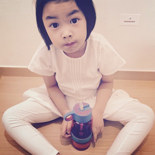 李Haru,最爱鱼的女孩。