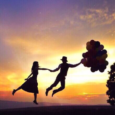 时间会告诉我们：简单的喜欢，最长远;平凡中的陪伴，最心安;懂你的人，最温暖![心]