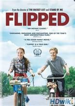 《怦然心动》， 英文名：Flipped 。 美国电影，是华纳兄弟影片公司制作，导演罗伯·莱纳执导，演员玛德琳·卡罗尔、卡兰·麦克奥利菲、艾丹·奎因主演的爱情片。该电影改编自文德琳·范·德拉安南著名小说，通过童年、青…