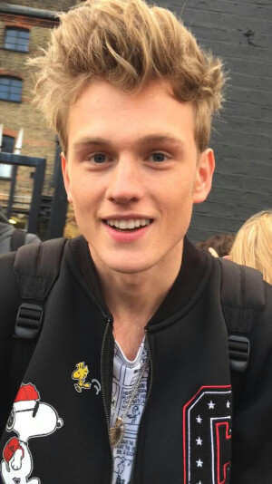 TV萌团属吐司～