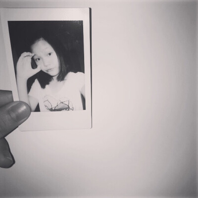 头像 女生 拍立得