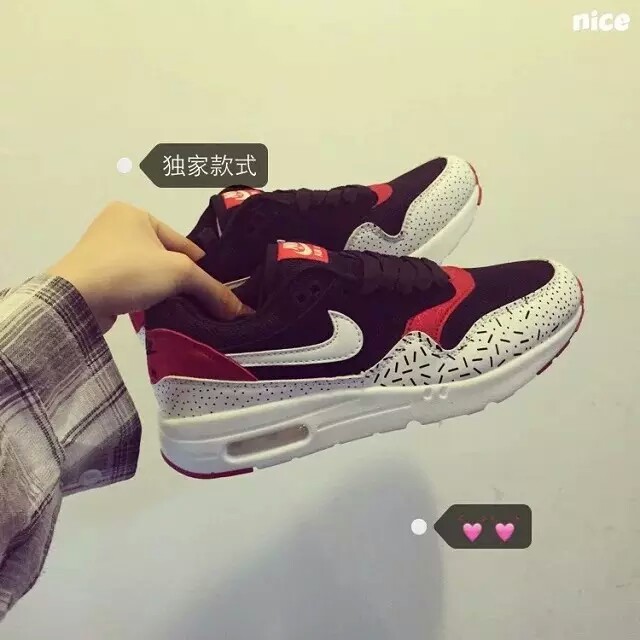 Nike max air熊猫 黑红 36--40