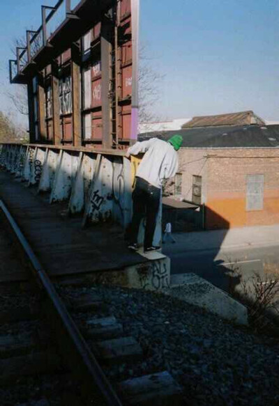 @ 姓蔡。 误望。