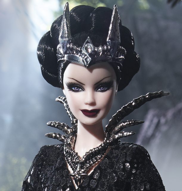 芭比娃娃 2015限量版 Queen of the Dark Forest™ Barbie® Doll【价格100美元】全球限量6100个 黑森林女王 头像