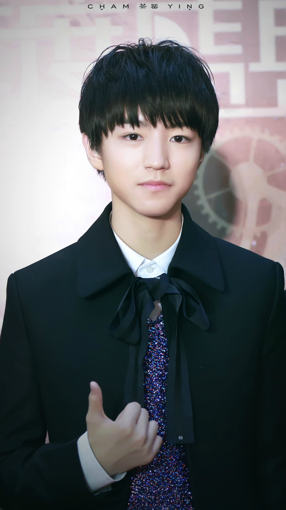 TFBOYS王俊凯 2015.03.25 QQ音乐盛典后台采访现场。