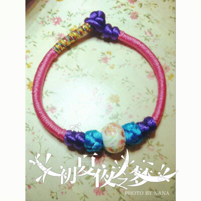 夏天，深蓝，碧绿，萤火虫，还有你。