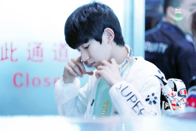 王源 tfboys 1108 cr:logo