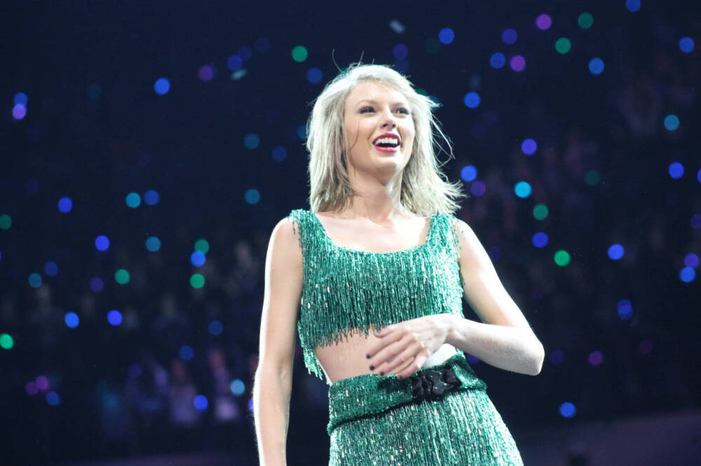 TAYLORSWIFT