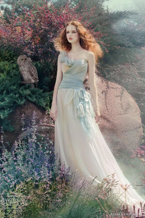 梦中的缪斯， 精致人物摄影，头像，爱在彼方，错作画中人，唯美典雅，婚纱长裙，  如油画般的婚纱 Alena Goretskaya 2013婚纱系列