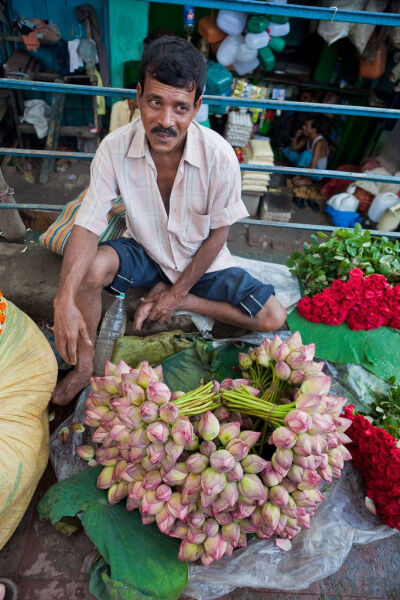 Flower market . Calcutta