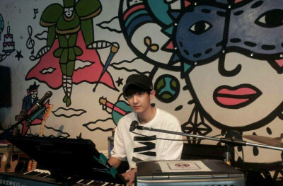 #좋은세상만들기# 150623 update 바쁜와중에 잠깐 시간내서 저녁먹구 당구도한게임.... 灿烈