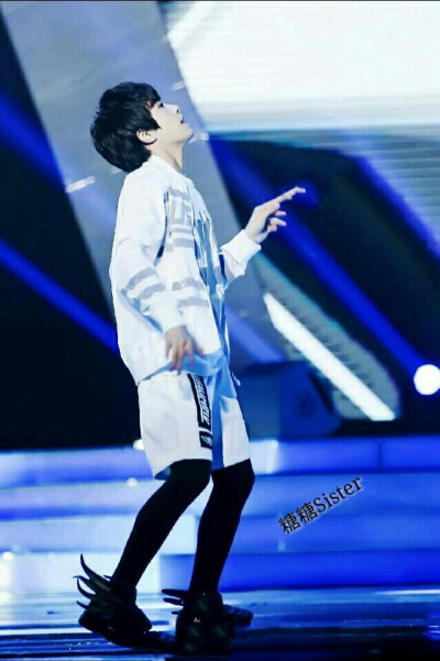 #Tfboys_易烊千玺#舞王