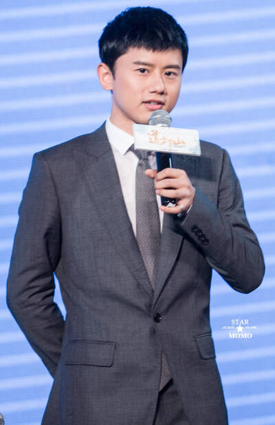 张杰《道士下山》发布会 cr:艾闪烁