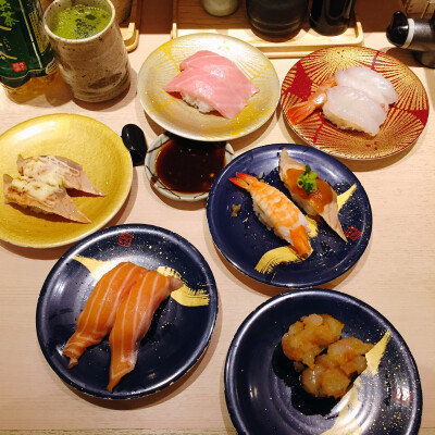 Kaiten Sushi.